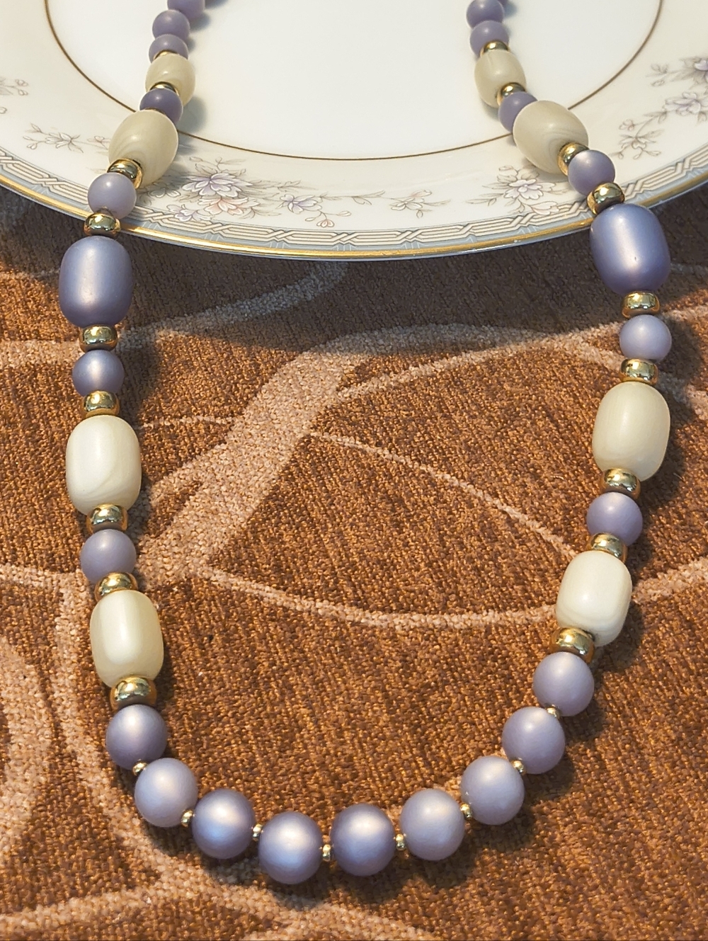 Vtg NAPIER Cream Lavender Gold Moonglow Lucite Beaded Necklace Signed